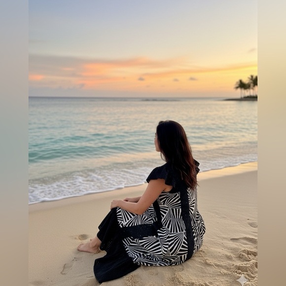 MAISIE Embroidered Chic Black and White Geometric Maxi Dress Sz XS - Picture 4 of 5